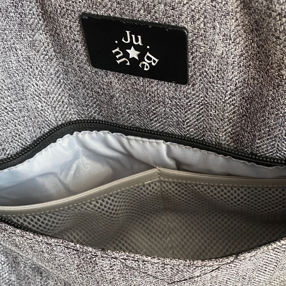 Ju-Ju-Be Gray backpack style Diaper bag.